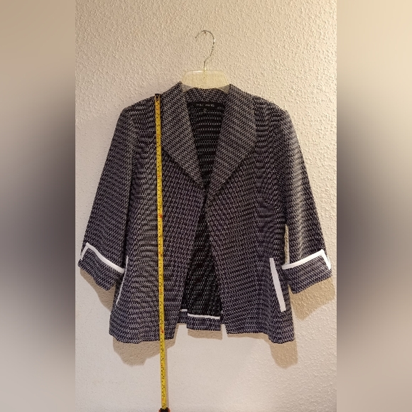 Ming Wang Navy Blue/White Blazer/Jacket 3/4 Sleeve Size XS NWT $275 MSRP - Picture 4 of 9